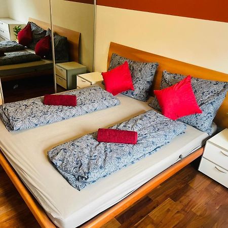 Super Deluxe Apartment - Near U6, U3 In City Center Wien Eksteriør bilde